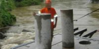 furos em concreto na base do pilar - Rio de Janeiro