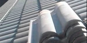 furo em laje para instalação de tubo de exaustão para lareira no condomínio - Itupeva - São Paulo