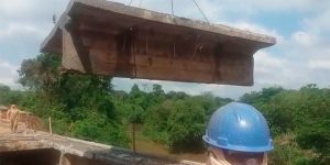 demolição controlada de ponte - Paulínia - SP
