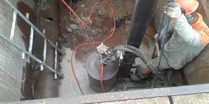 furos em concreto em usina hidrelétrica